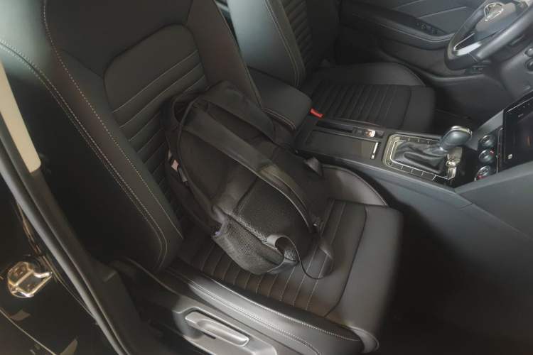 Used Volkswagen Magotan 2023 2 Million Units Limited-Edition 280TSI DSG Comfort Version Right Front Seat