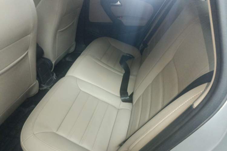 Used Volkswagen Polo 2013 1.6L Automatic Luxury Edition