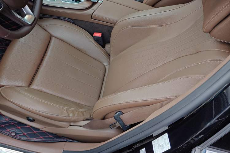 Used Mercedes-Benz E-Class 2018 Facelift E 200 L
