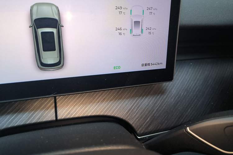 Used Chery Fengyun T9 2025 120 Long-Range Luxury Version 7 Seats Lithium Iron Phosphate