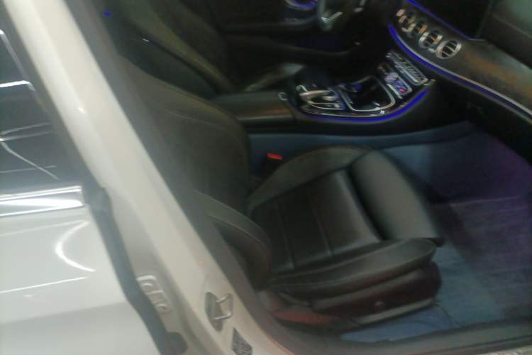 Used Mercedes-Benz E-Class 2017 E 200 L Sport 4MATIC
