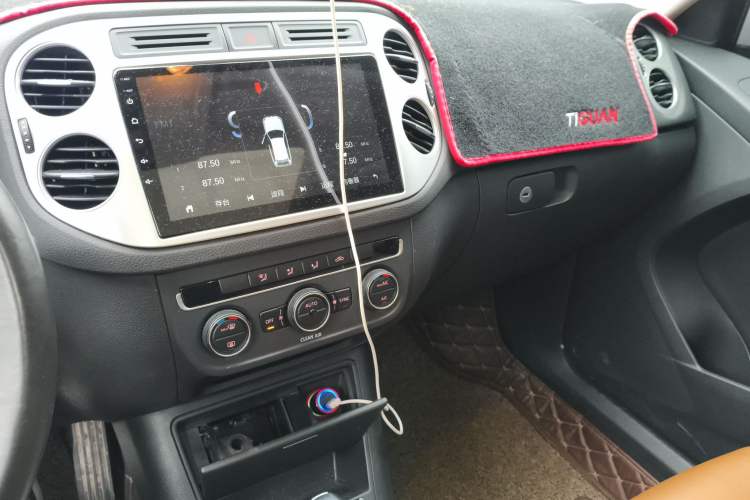 Used Volkswagen Tiguan L 2015 1.8TSI Automatic All-Wheel Drive Comfort Edition