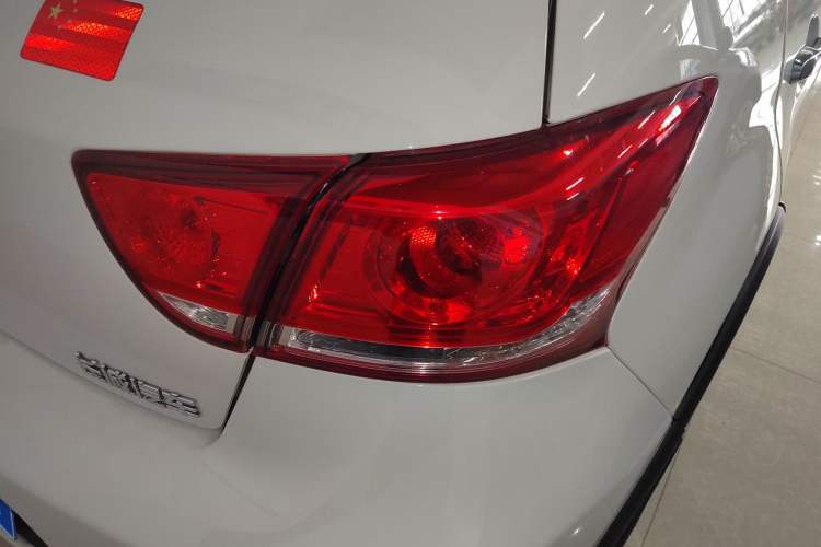 Used Haval H1 2017 Red-Label 1.5L AMT Comfort Model