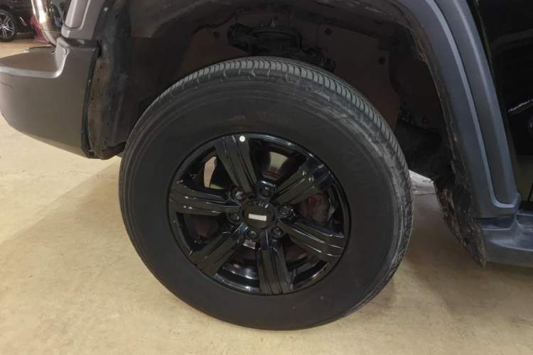 Used Tank 300 2021 Off-Road Edition 2.0T Challenger Left Front Wheel Hub