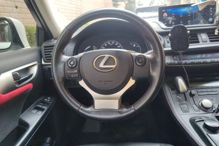 Used Lexus CT 2017 CT200h Elite Edition Solid Color China V Standard
