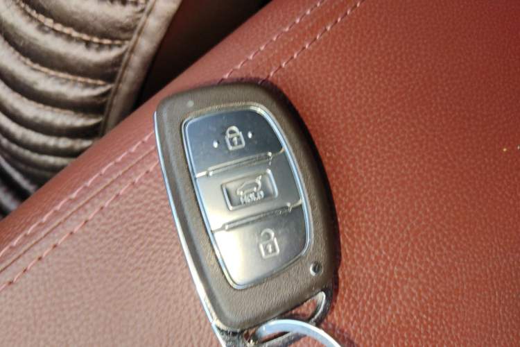 Used Hyundai Tucson 2015 1.6T Dual-Clutch Two-Wheel-Drive Leading Model