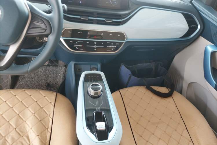 Used CHANGAN OSHAN Benni E-Star 2022 Qingxin Edition Colorful Model Lithium Iron Phosphate Gear Lever