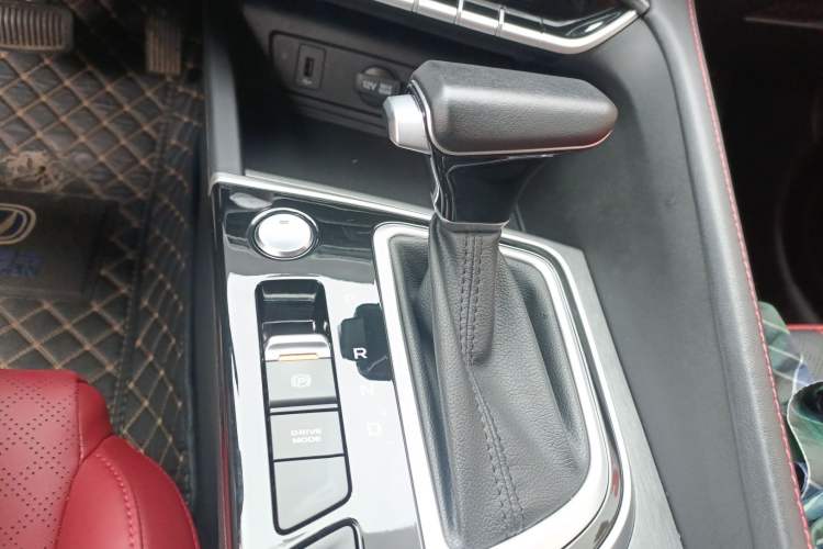 Used Changan Eado 2021 PLUS Blue Whale NE 1.4T GDI DCT Flagship Model
