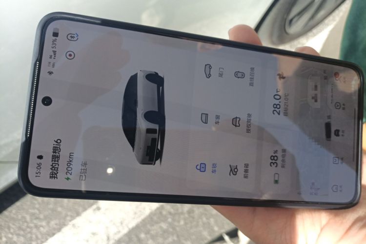 Used Li Auto i6 2025 Model Four-Wheel-Drive Standard Type
