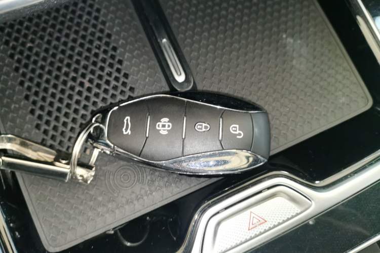 Used Hongqi HS5 2023 2.0T Qixiang Pro Edition