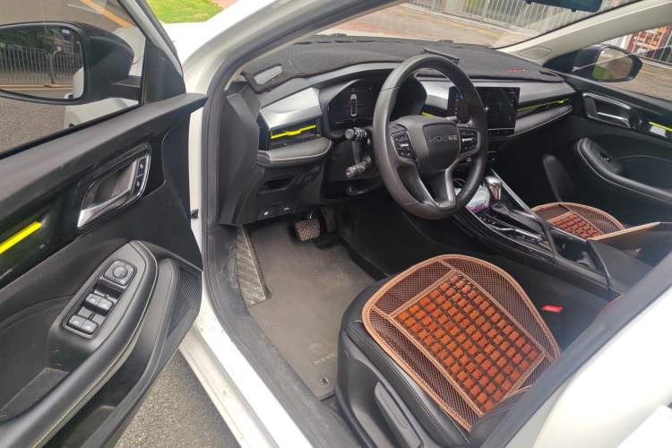 Used Roewe i5 2021 1.5L CVT Diamond Edition