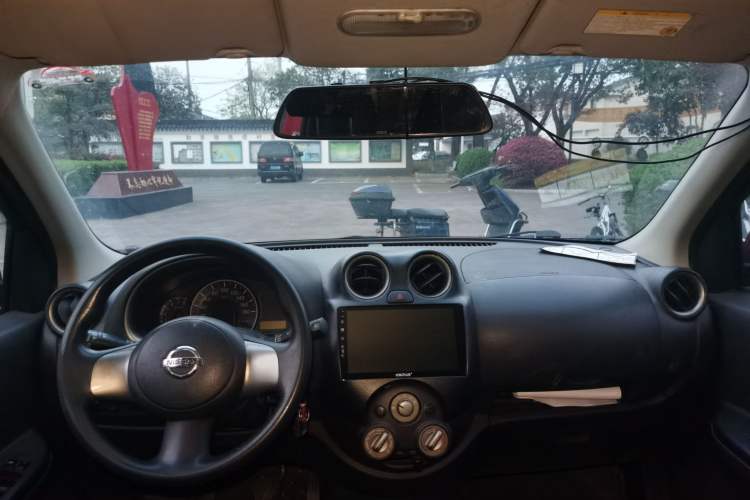 Used Nissan March 2010 1.5L Manual E-Xuan Edition Headliner