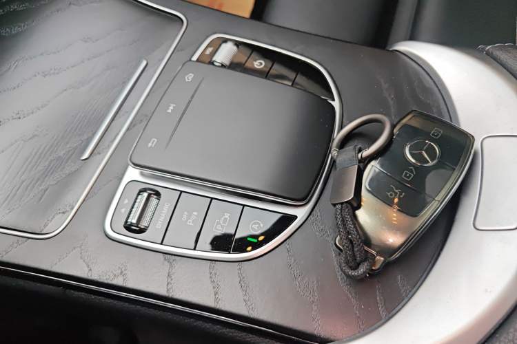 Used Mercedes-Benz C-Class 2020 C 260 L Sport Edition Interior 1