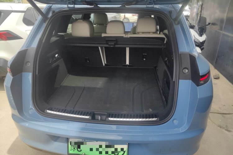 Used Li Auto L7 2023 Pro Model
