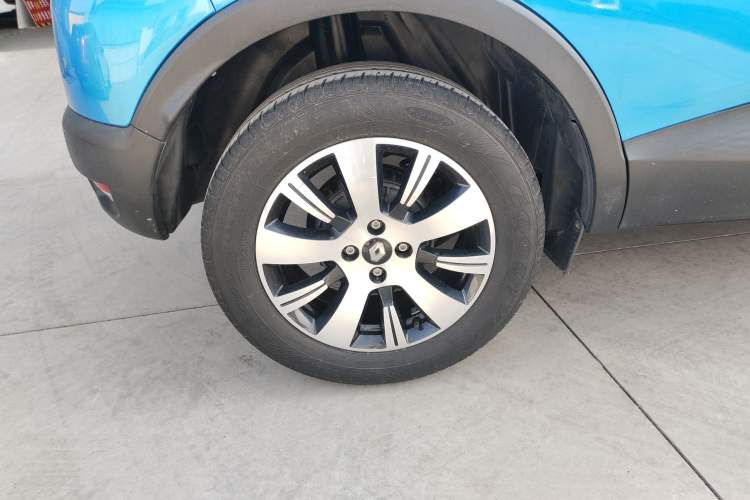 Used Renault Captur 2015 1.2T Automatic Standard Edition
