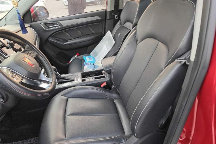 Used Roewe RX5 2016 20T Two-Wheel Drive Automatic Internet Smart Edition