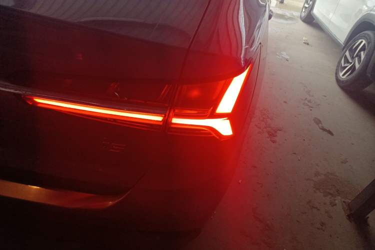 Used Roewe i5 2021 1.5L CVT Starry Edition
