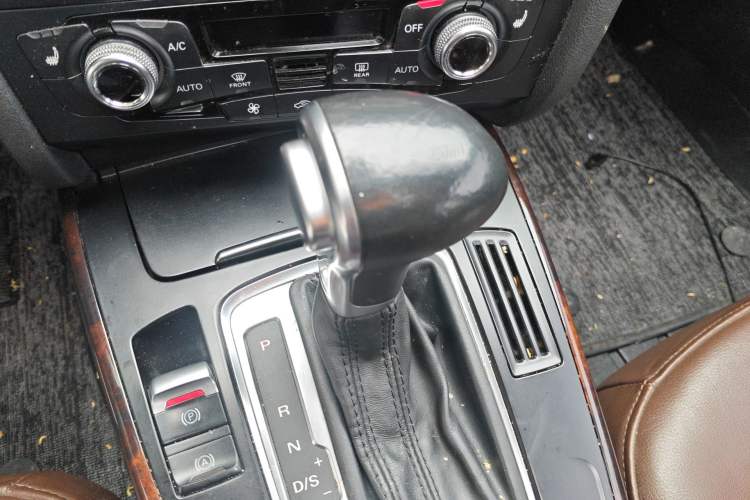 Used Audi A4L 2015 35 TFSI Automatic Comfort Model