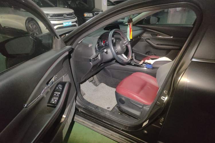 Used Mazda CX-30 2022 2.0L Automatic YAYUE Black Obsidian Edition
