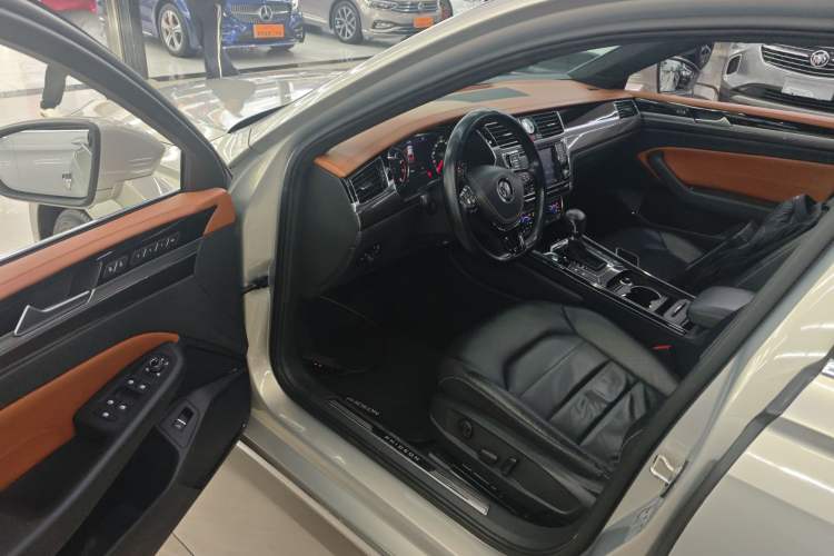 Used Volkswagen Phideon 2018 380TSI Two-Wheel Drive Business Edition