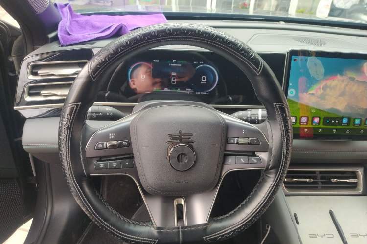 Used BYD Qin L 2024 DM-i 120KM Leading Model Steering Wheel