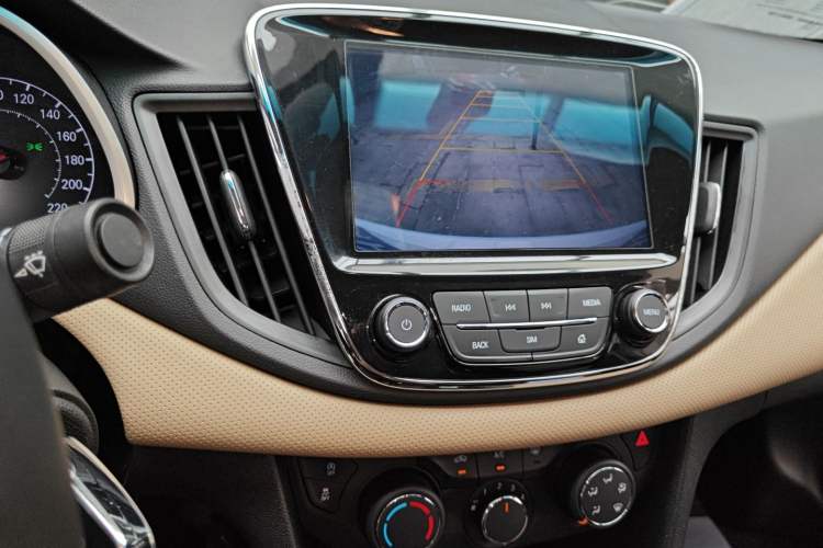 Used Chevrolet Monza 2022 320 Automatic Enjoyment Sunroof Version