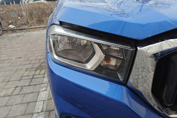 Used SAIC MAXUS T60 2017 2.0T Gasoline Automatic 4x4 High-Ride Elite Standard Cabin
