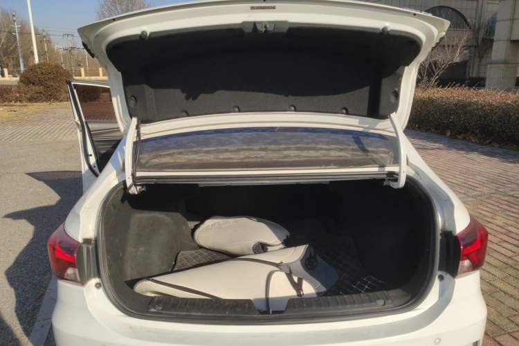 Used GAC Trumpchi GA4 2018 200T Automatic Luxury Edition Trunk