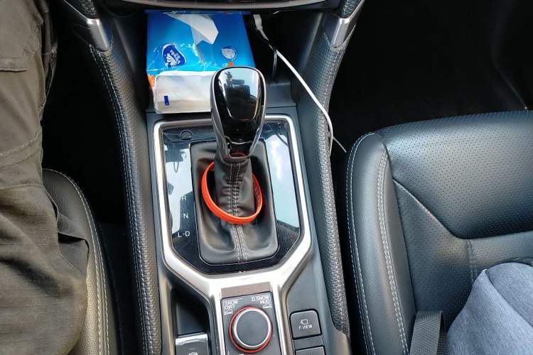 Used Subaru Forester 2022 2.0i AWD Flagship Edition EyeSight Gear Lever