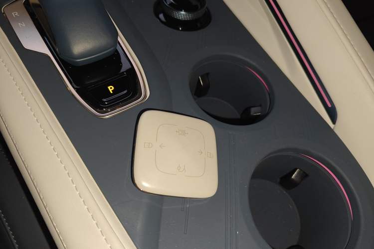 Used Zeekr 001 2025 WE Edition 95 kWh All-Wheel Drive Interior 1