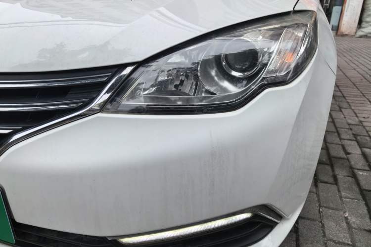 Used Roewe 360 2017 1.5L Automatic Luxury Edition
