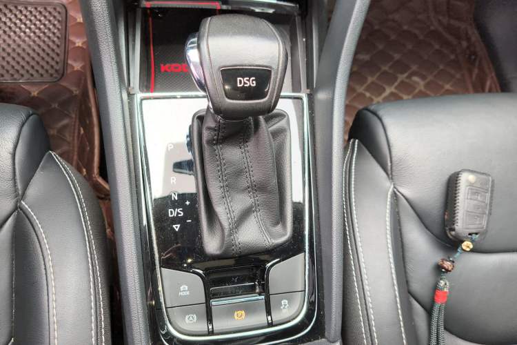 Used Skoda Kodiaq 2018 TSI330 5-Seater Two-Wheel-Drive Luxury Enjoyment Edition Gear Lever