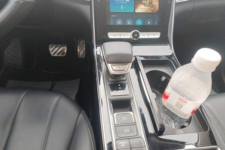 Used Roewe RX5 MAX 2019 400TGI Automatic Smart Cabin Flagship Edition
