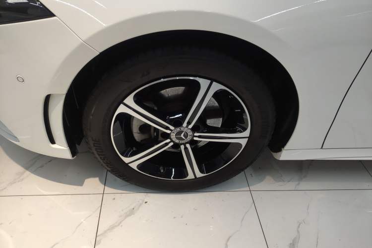 Used Mercedes-Benz A-Class 2022 Revised Version A 200 L Sport Sedan Fashionable Style