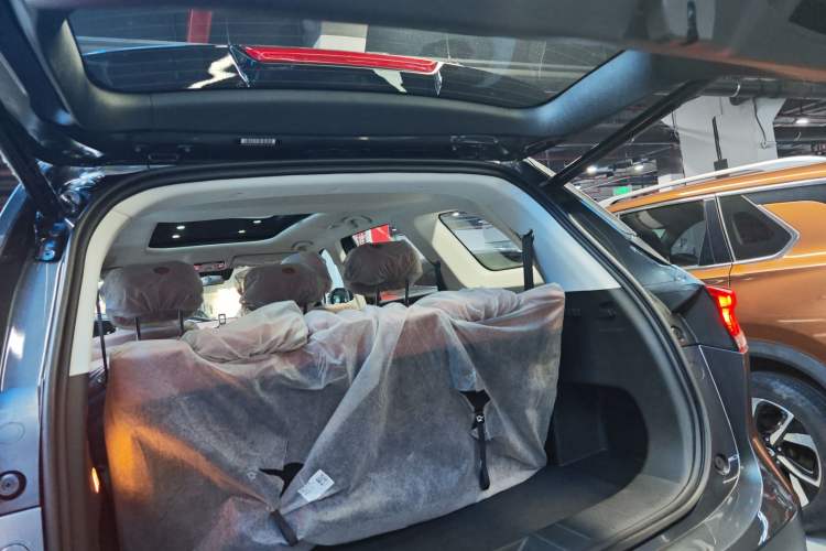 Used Changan CS75 2026 Model PRO 1.5T DCT Prestige 7-Seater