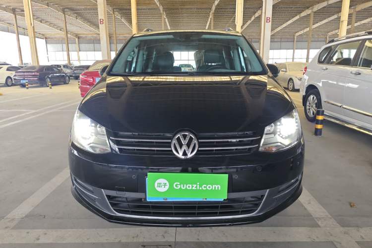 Used Volkswagen Sharan 2014 2.0 TSI Comfort Model
