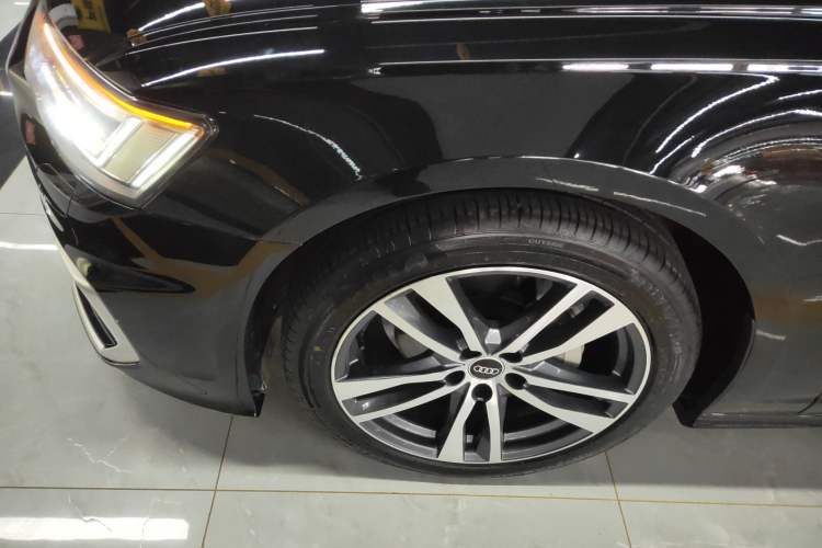 Used Audi A6L 2023 Revised 40 TFSI Luxury Dynamic Edition
