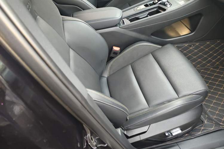 Used Lynk & Co 03 2023 2.0TD DCT JingPro