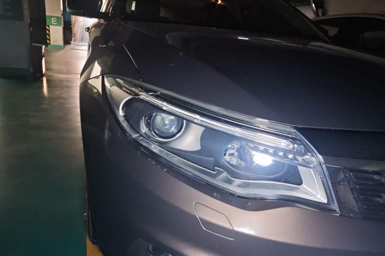 Used Qoros 3 2015 Sedan 1.6T Automatic ZhiZhen Enhanced Model