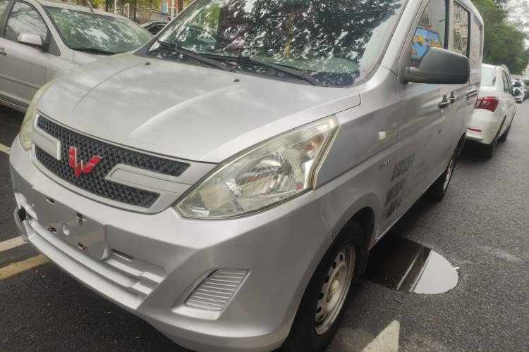 Used Wuling Rongguang V 2016 1.5L Practical Version