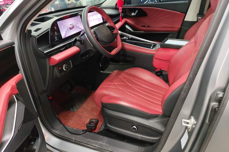 Used EXEED Stellar 2023 400T Two-Wheel Drive Comfort Flyfish Edition