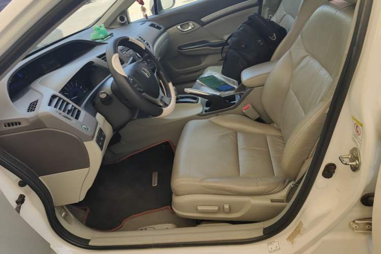 Used Honda Civic 2013 10th Anniversary 1.8L Automatic Luxury Edition
