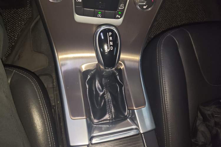 Used Volvo XC60 2017 T5 AWD Smart Upgrade Edition