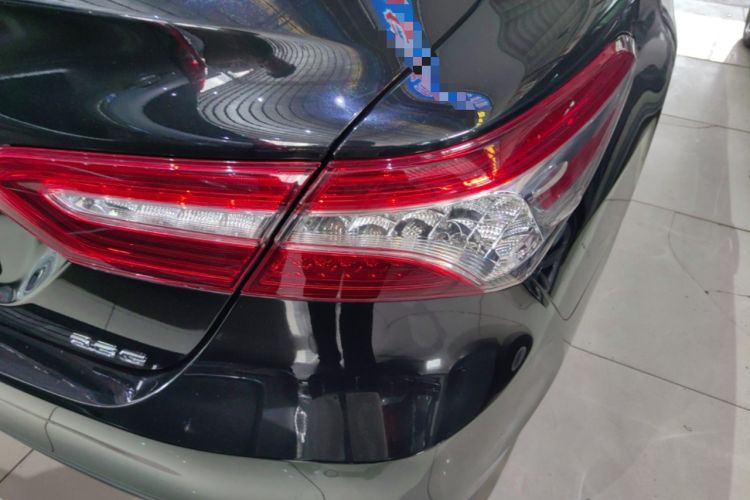 Used Toyota Camry 2021 2.5G Luxury Edition Right Rear Taillight