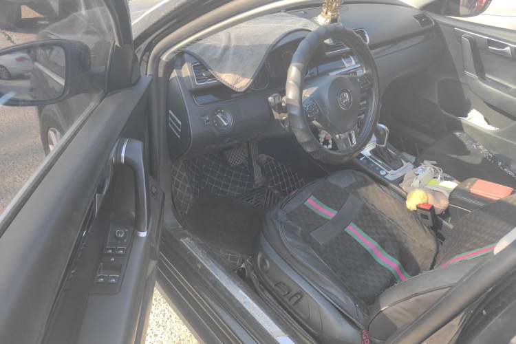 Used Volkswagen Magotan 2015 Facelift 1.8TSI Luxury Model Driver Seat