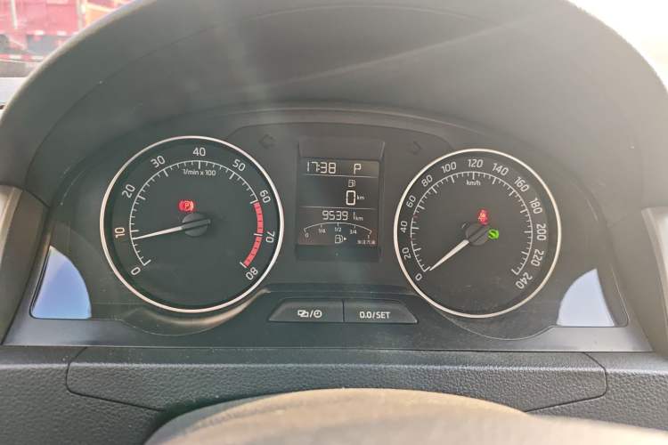 Used Skoda Rapid Spaceback 2016 Revised 1.6L Automatic Chuanxing Version