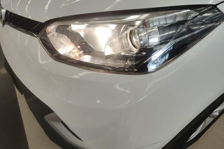 Used MG GS 2016 1.5TGI TST Elite Edition Left Front Headlight