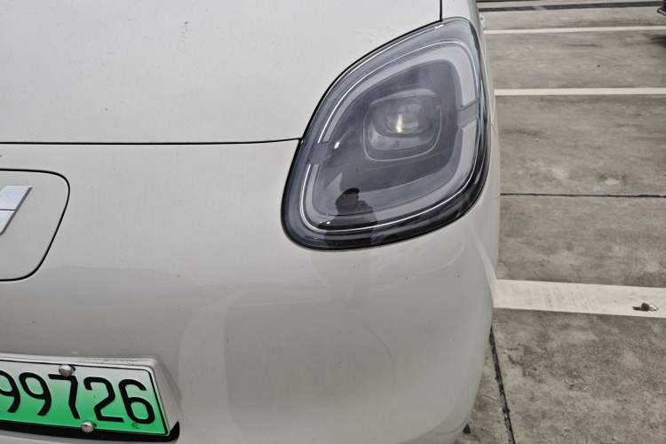 Used Wuling Hongguang MINIEV 2025 Four-Door Version Advanced Edition Left Front Headlight