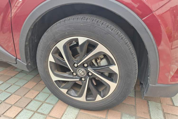 Used Toyota IZOA 2020 2.0L Yi Xiang CARE
