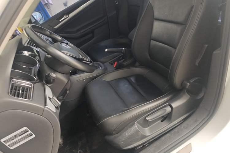 Used Volkswagen Sagitar 2015 1.6L Automatic Comfort Model